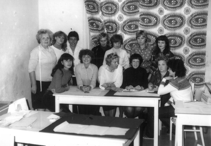 1982-3 kurz siti.jpg